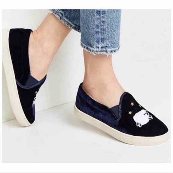 SOLD Soludos Lamb navy velvet slip on shoes 7.5 women’s - Picture 6 of 7